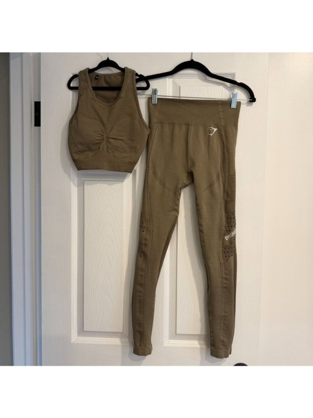 2PC Gymshark Flawless Knit Sports Bra Leggings Set Khaki Size Small